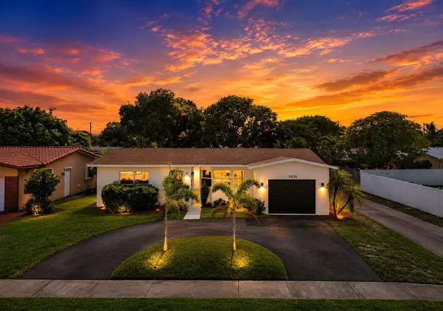 Homes for sale in Hollywood, FL | 2030 N 54th Ave, Hollywood, FL 33021 | MLS# B26040748