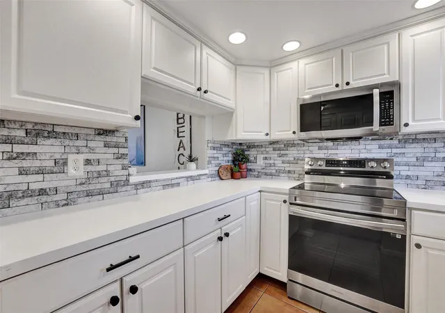 Homes for sale in Margate, FL | 6570 Royal Palm Blvd #210j, Margate, FL 33063 | MLS# B26040759