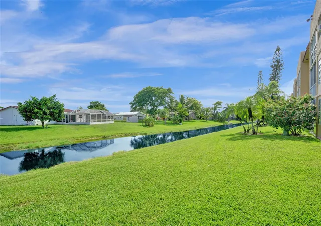 Homes for sale in Margate, FL | 6570 Royal Palm Boulevard, Margate, FL 33063 | Houzeo