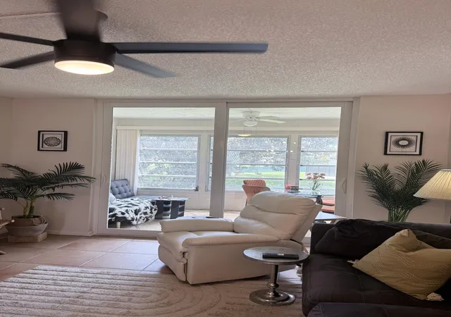 Homes for sale in Margate, FL | 6570 Royal Palm Boulevard, Margate, FL 33063 | Houzeo