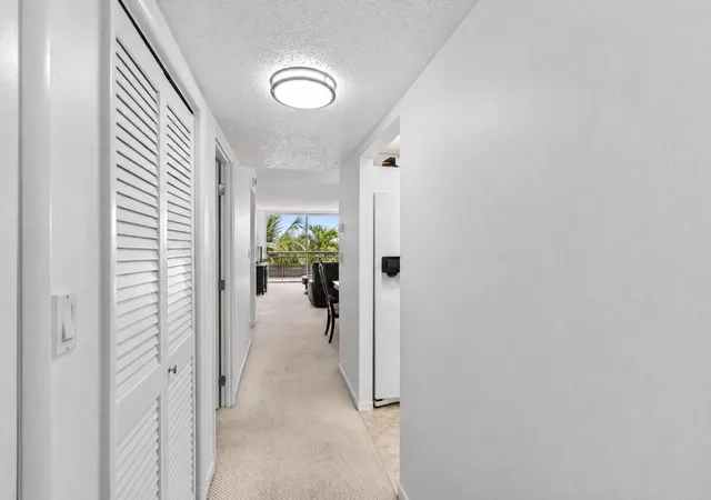 Homes for sale in Boca Raton, FL | 555 Nw 4Th Ave, Boca Raton, FL 33432