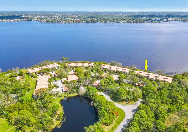3rd image of 2570 Nw Seagrass Dr #3a, Palm City, FL 34990 | MLS# B26040781