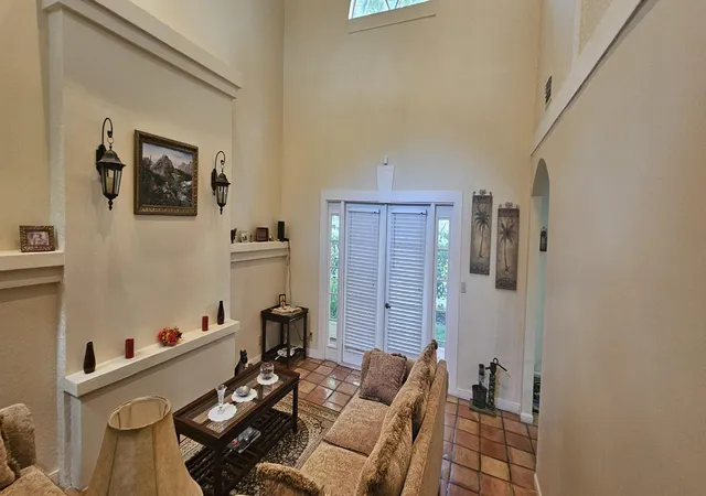 2nd image of 11453 Lakeview Dr #4a, Coral Springs, FL 33071 | MLS# B26040787