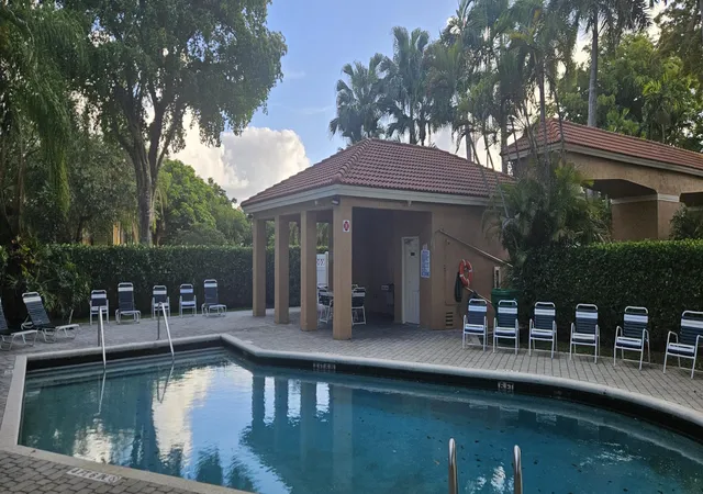 44th image of 11453 Lakeview Dr #4a, Coral Springs, FL 33071 | MLS# B26040787