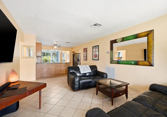 5th image of 2834 Adams St, Hollywood, FL 33020 | MLS# B26040799