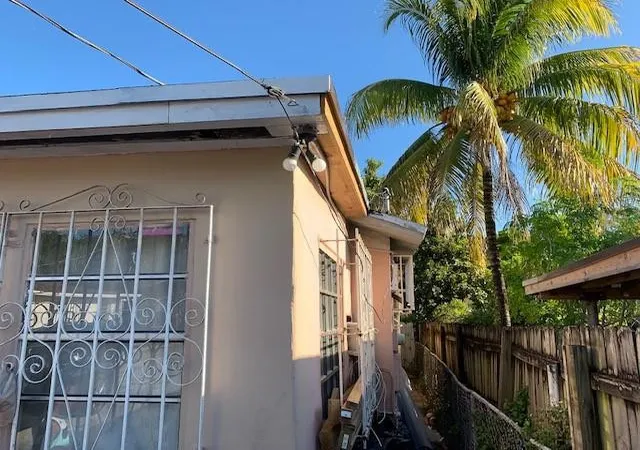 5th image of 1850 Nw 35Th St, Miami, FL 33142 | MLS# B26040838
