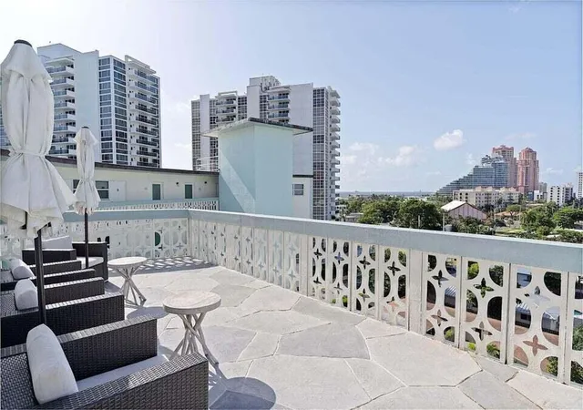 Homes for sale in Fort Lauderdale, FL | 3250 Ne 28Th St #Unit 302, Fort Lauderdale, FL 33308 | MLS# B26040858