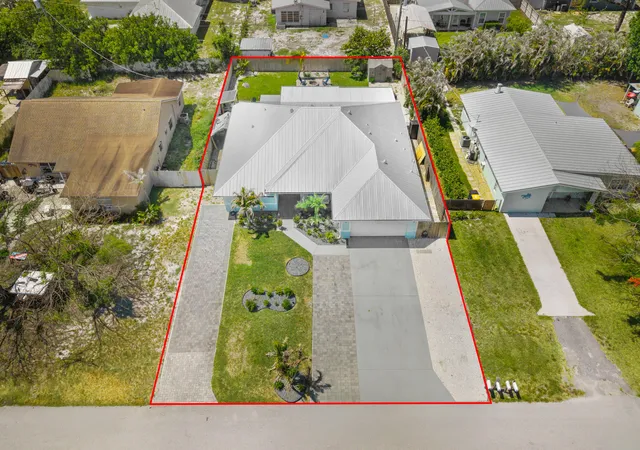 32nd image of 6481 Se Clairmont Pl, Hobe Sound, FL 33455 | MLS# B26040915