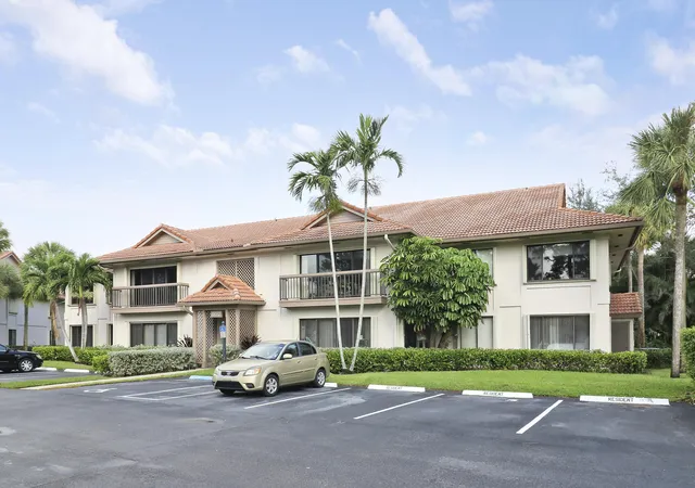 Homes for sale in Palm Beach Gardens, FL | 1107 Duncan Cir #102, Palm Beach Gardens, FL 33418 | MLS# B26040991