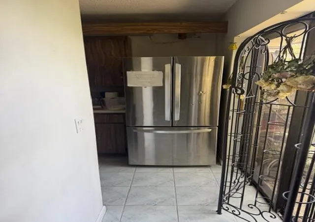 5th image of 319 3Rd Way, West Palm Beach, FL 33407 | MLS# B26041020