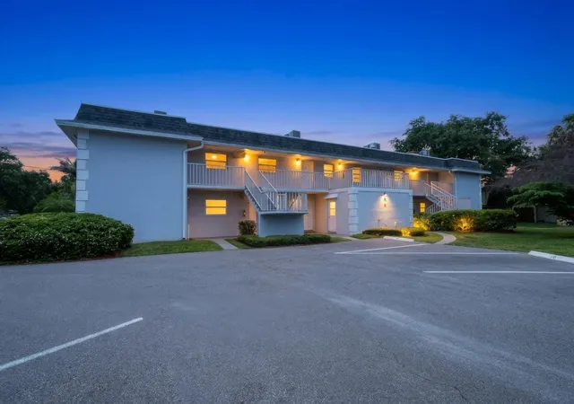 Homes for sale in Vero Beach, FL | 1166 6th Ave #A6, Vero Beach, FL 32960 | MLS# B26041057