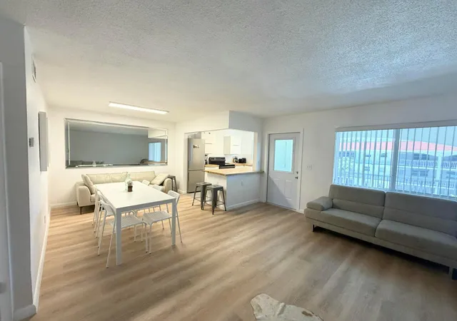 2nd image of 580 Egret Dr #305, Hallandale Beach, FL 33009 | MLS# B26040354