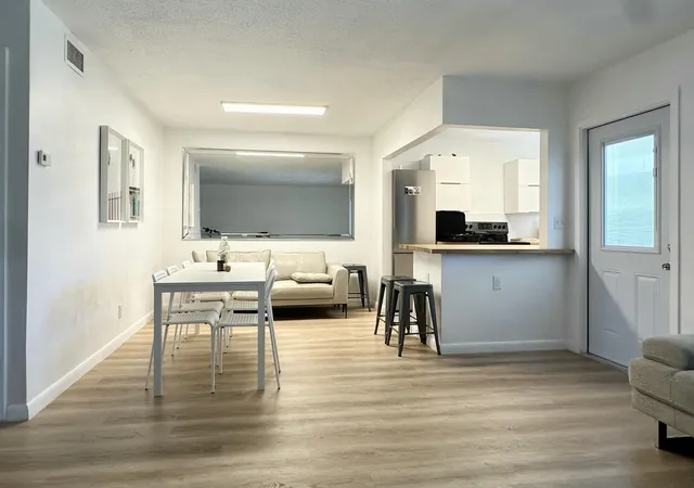 5th image of 580 Egret Dr #305, Hallandale Beach, FL 33009 | MLS# B26040354