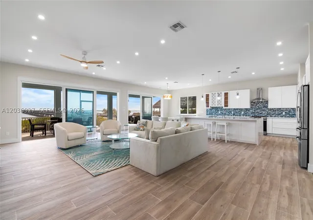 5th image of 30995 Watson Blvd, Big Pine, FL 33043 | MLS# A12036927
