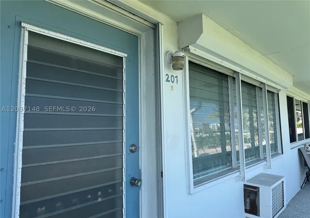 Photo 4 of House for sale at 801 Atlantic Shores Blvd #207, Hallandale Beach, FL 33009 | MLS# A12037148 | Listing updated on 2026-08-04