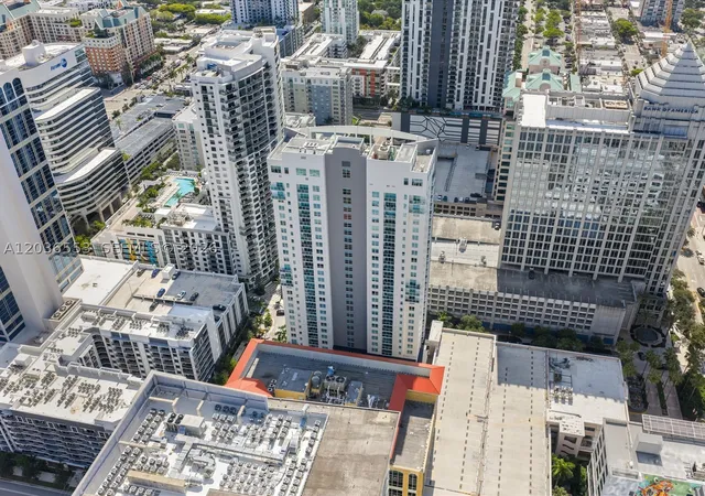 2nd image of 350 Se 2nd St #980, Fort Lauderdale, FL 33301 | MLS# A12036553