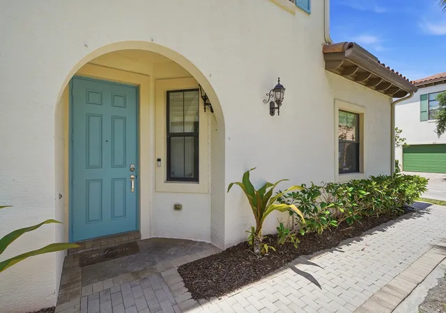 3rd image of 3390 Nw 125Th Ave, Sunrise, FL 33323 | MLS# B26041216