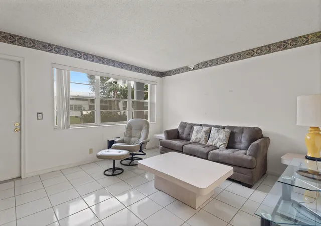 Homes for sale in Deerfield Beach, FL | 270 Farnham L, Deerfield Beach, FL 33442