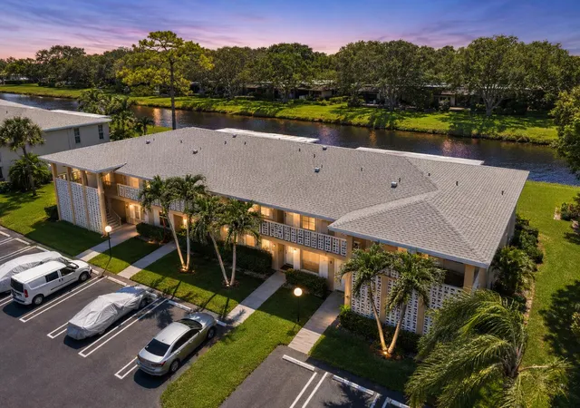 51st image of 1050 Citrus Wy #203, Delray Beach, FL 33445 | MLS# B26041329