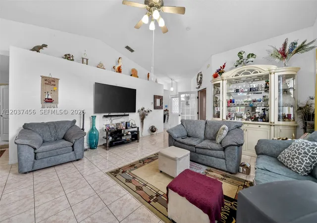 4th image of 362 White Marsh Circle, Orlando, FL 32824 | MLS# A12037456