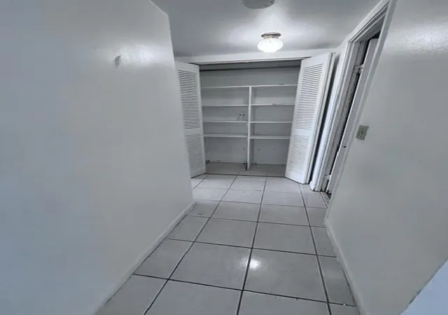 12th image of 2841 Ne 163rd St #901, North Miami Beach, FL 33160 | MLS# B26041457