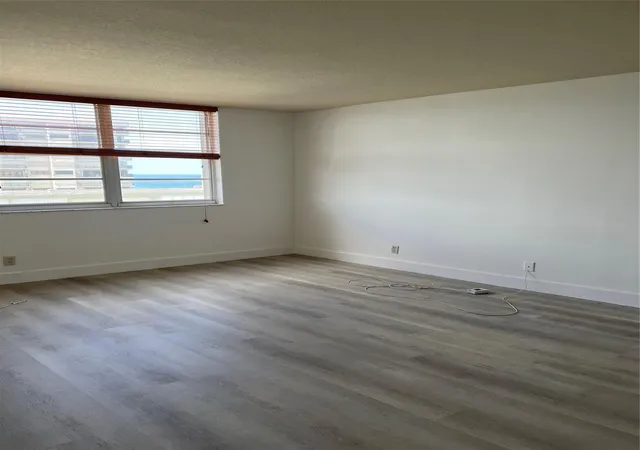 Homes for sale in Lauderdale By The Sea, FL | 1900 S Ocean Blvd #10g, Lauderdale By The Sea, FL 33062 | MLS# B26041455