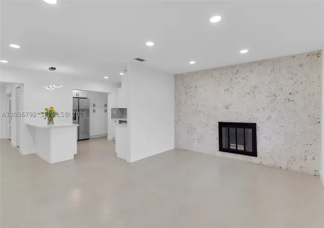 8660 SW 125th Ter