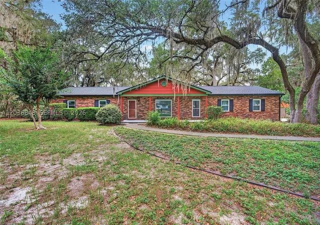 Photo 1 of Single family home for sale at 1944 Sw 48th Avenue, Gainesville, FL 32608 | MLS# A12036843 | Listing updated on 2026-10-07