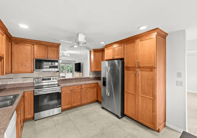 3rd image of 5074 Privet Pl, Delray Beach, FL 33484