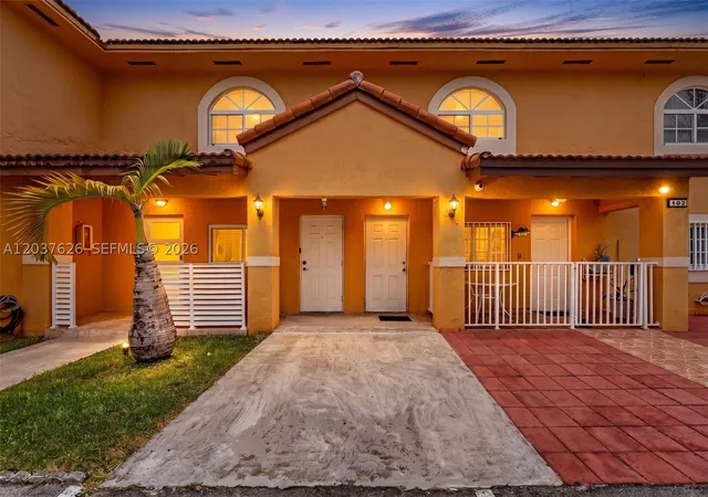 Homes for sale in Hialeah, FL | 3574 W 80Th St #63-201, Hialeah, FL 33018 | MLS# A12037626