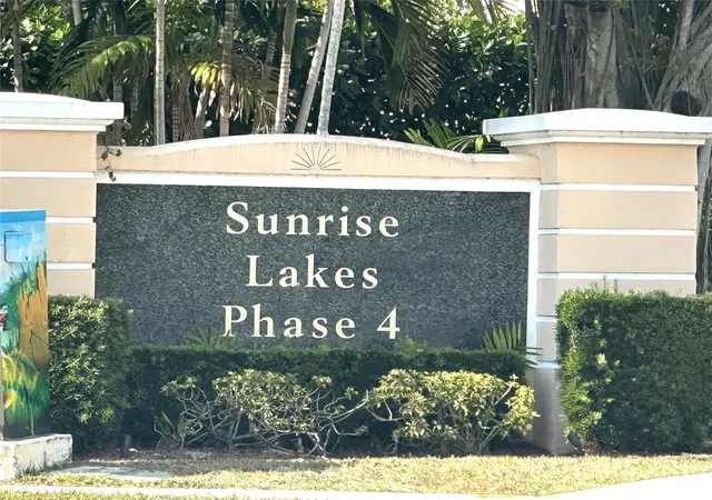 Homes for sale in Sunrise, FL | 10332 Sunrise Lakes Blvd #310, Sunrise, FL 33322 | MLS# B26041584