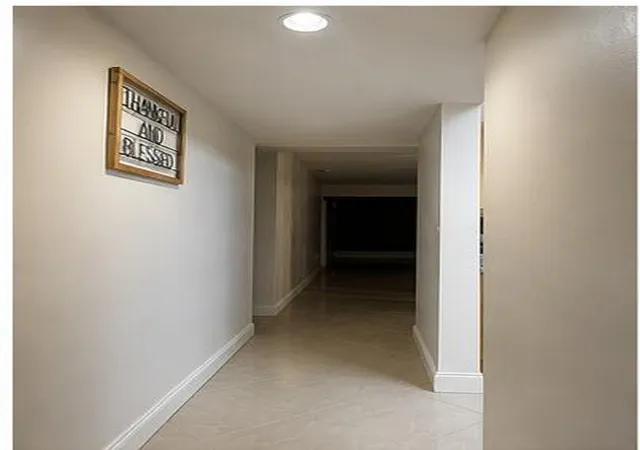 2nd image of 3516 Whitehall Dr #105, West Palm Beach, FL 33401 | MLS# B26041599