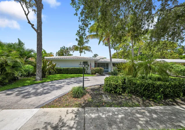 Homes for sale in Deerfield Beach, FL | 901 Se 12Th Ave, Deerfield Beach, FL 33441 | MLS# B26041627