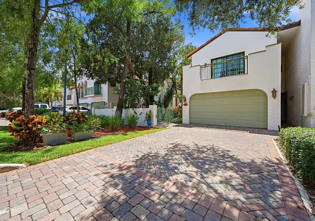 Homes for sale in Dania Beach, FL | 4419 Hidden Harbour Ter #4419, Dania Beach, FL 33312 | MLS# B26041659