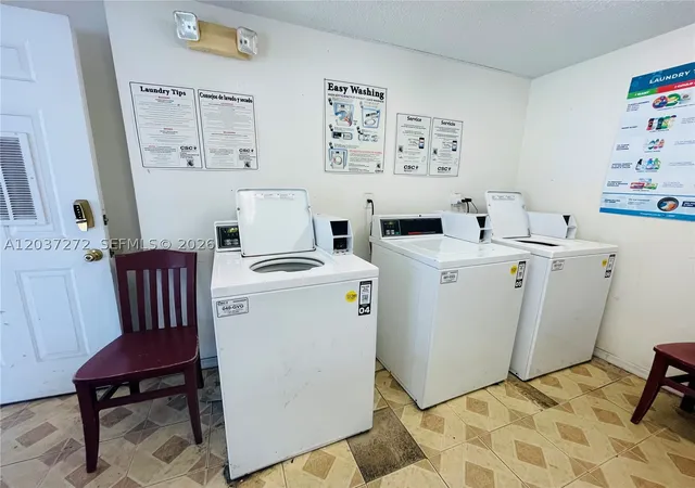 Homes for sale in Orlando, FL | 4251 E Michigan Street #4251, Orlando, FL 32812 | MLS# A12037272