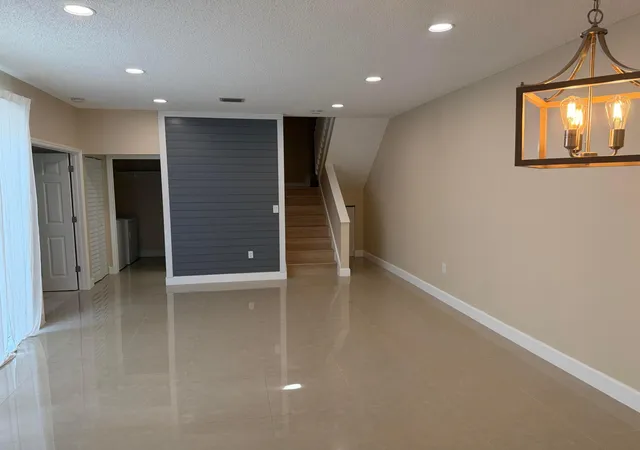 3rd image of 940 Doveplum Ct, Hollywood, FL 33019 | MLS# B26041749