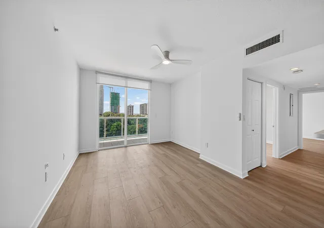 5th image of 1723 Sw 2Nd Ave #909, Miami, FL 33129 | MLS# B26041777