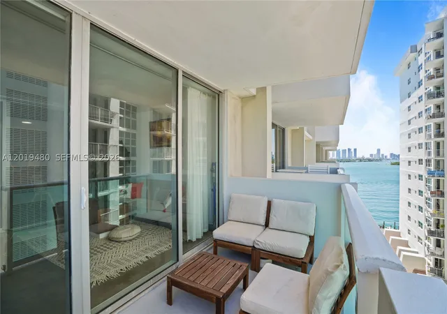 2nd image of 1200 West Ave #819, Miami Beach, FL 33139 | MLS# A12019480
