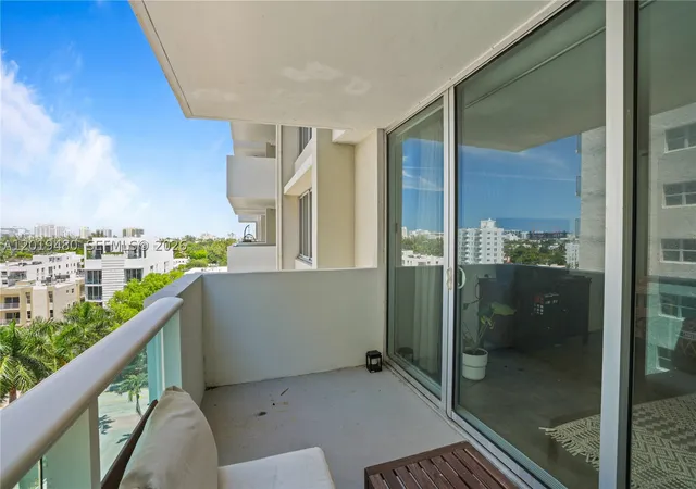 3rd image of 1200 West Ave #819, Miami Beach, FL 33139 | MLS# A12019480