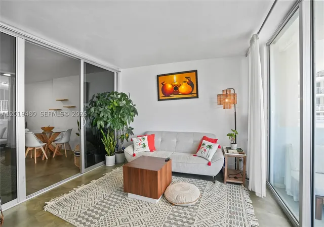 4th image of 1200 West Ave #819, Miami Beach, FL 33139 | MLS# A12019480