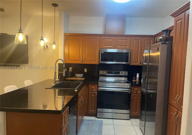 5th image of 16364 Sw 44Th Way, Miami, FL 33185 | MLS# A12038183