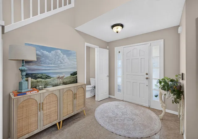 Homes for sale in Palm Beach Gardens, FL | 33 Selby Ln, Palm Beach Gardens, FL 33418 | MLS# B26041856