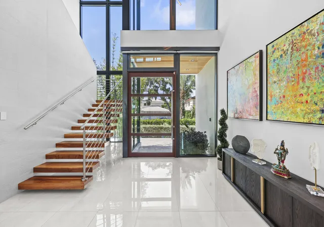 2nd image of 2863 Ne 27th St, Fort Lauderdale, FL 33306 | MLS# B26041859