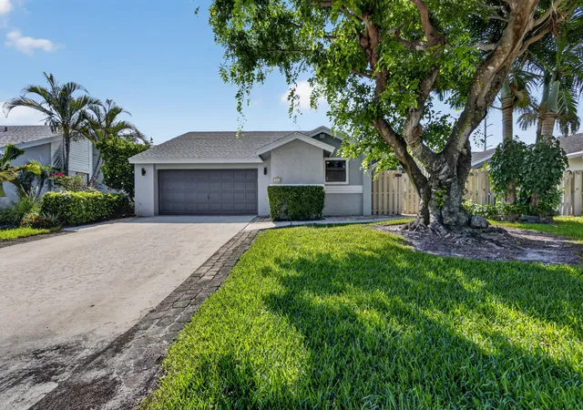 2nd image of 1055 Nw 18th Ave, Delray Beach, FL 33445 | MLS# B26041874