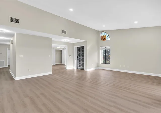 5th image of 2627 Emerald Wy N, Deerfield Beach, FL 33442 | MLS# B26041869