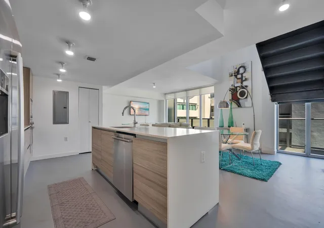 4th image of 6620 Indian Creek Dr #602, Miami Beach, FL 33141 | MLS# B26041873