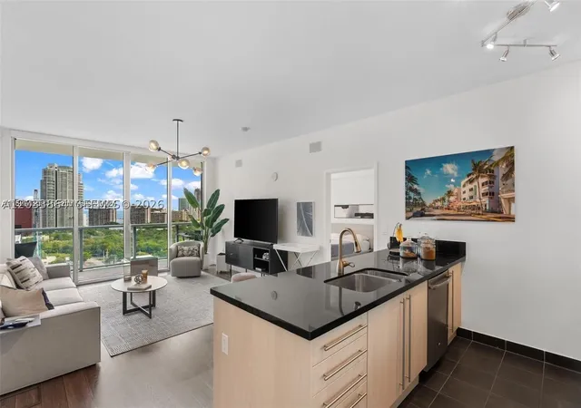 4th image of 79 Sw 12Th St #2204-S, Miami, FL 33130 | MLS# A12033864