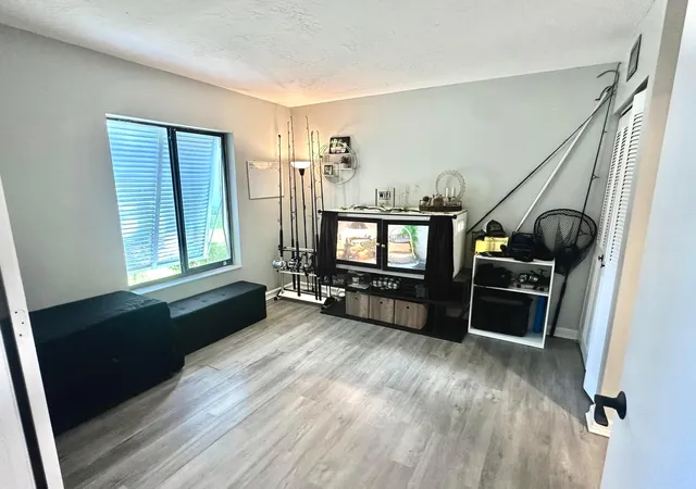 5th image of 1104 Green Pine Blvd #G1, West Palm Beach, FL 33409 | MLS# B26041933