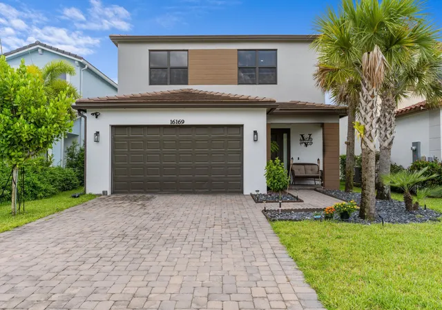 2nd image of 16169 Sea Turtle Pl, Loxahatchee, FL 33470 | MLS# B26041942