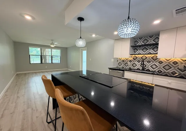 Homes for sale in Pompano Beach, FL | 4501 W Mcnab Rd #11, Pompano Beach, FL 33069 | MLS# B26041954